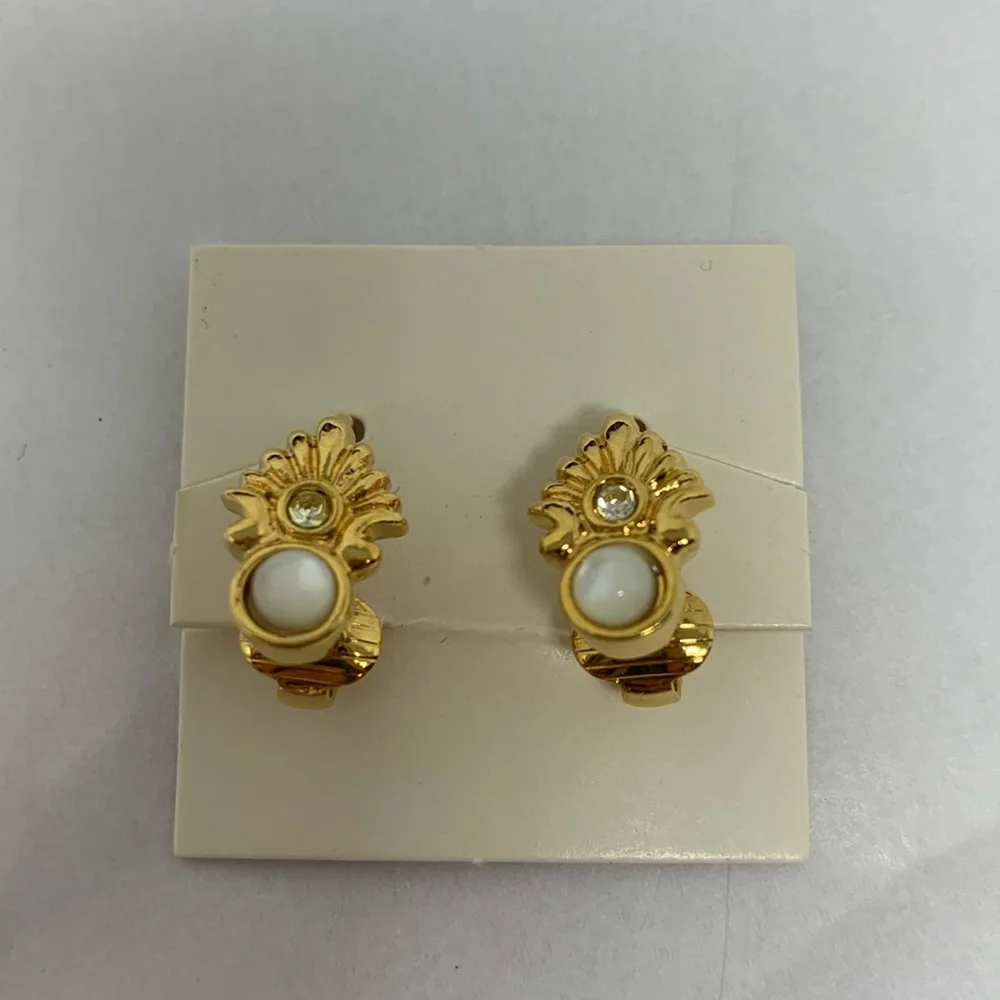 Vintage Avon Gold Tone Mother of Pearl Rhinestone Clip On Earrings Bridal